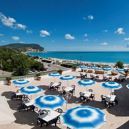 Hotel Palace Numana