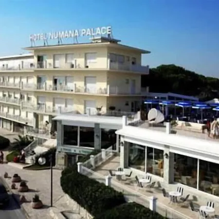 Palace 4* Numana