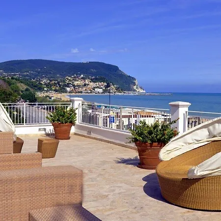 Hotel Palace 4*