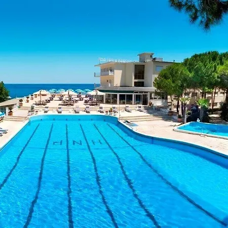 Palace 4* Numana